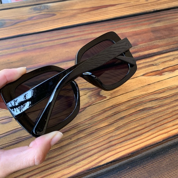 NEW ♡ Retro Oversized Sunglasses - Picture 7 of 8